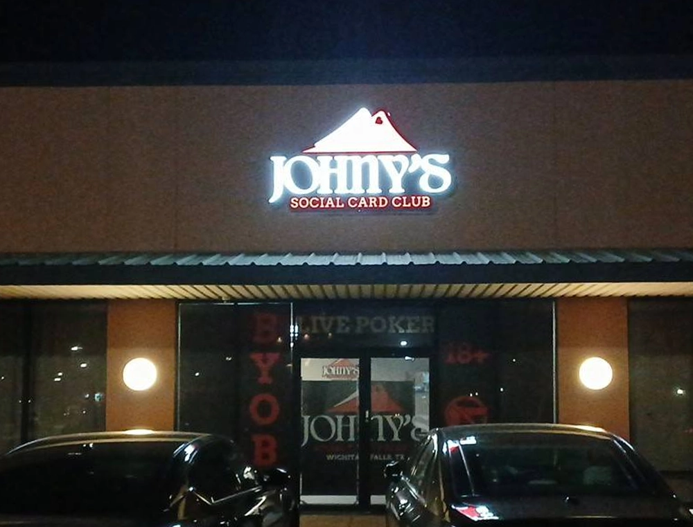 Johny's Social Card Club